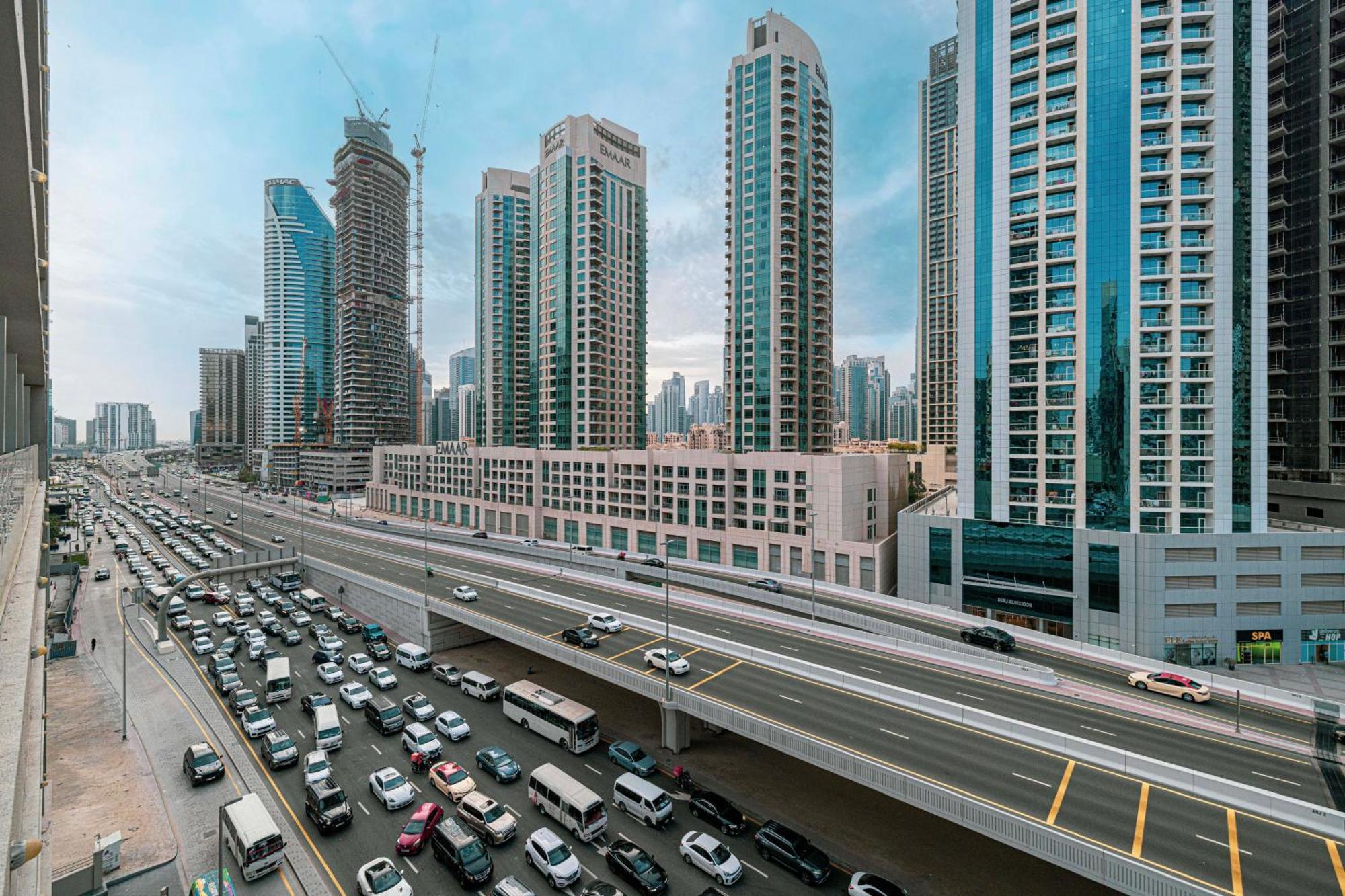 Apartment Cozy Steps From Mall & Burj Khalifa *