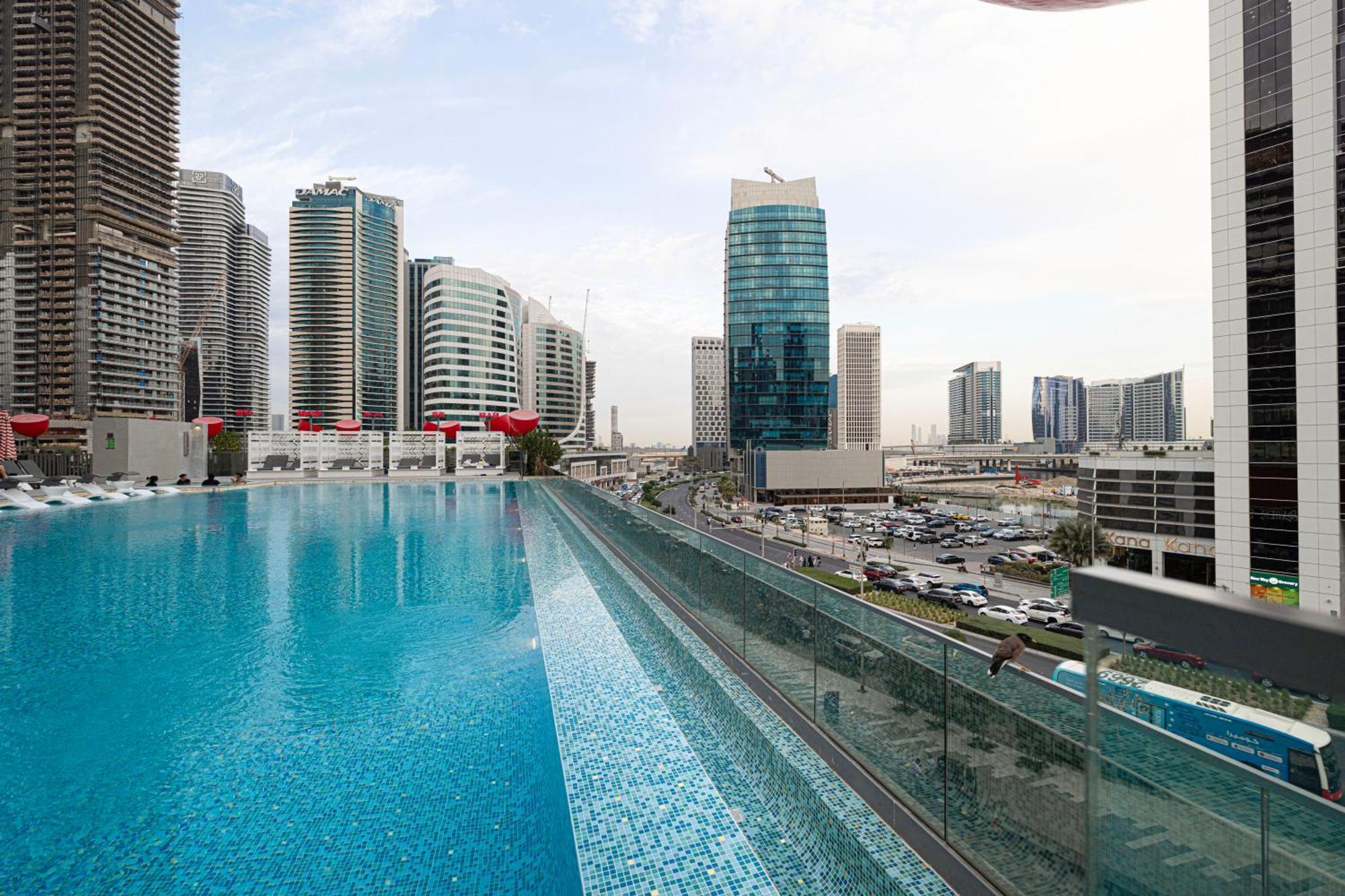 Cozy Steps From Mall & Burj Khalifa Apartment