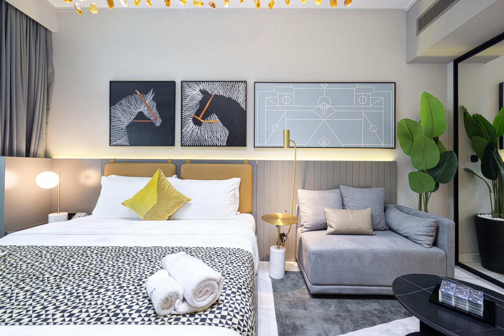Cozy Steps From Mall & Burj Khalifa * Dubai