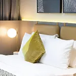 Cozy Studio Steps From Dubai Mall & Burj Khalifa